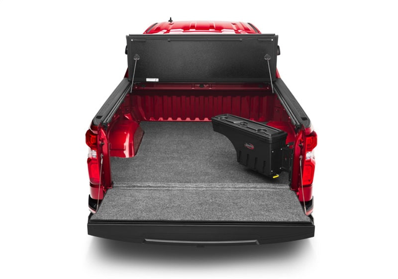 UnderCover 99-06 Chevy Silverado 1500-3500 HD (07 Classic) Passengers Side Swing Case Black Smooth SC101P