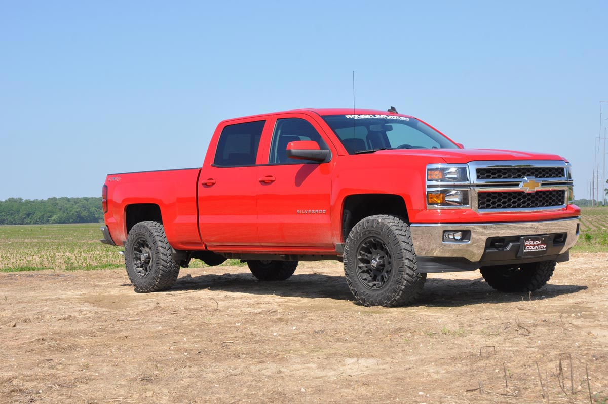 Rough Country 2.5 Inch Lift Kit Alu/Cast Steel N3 Strut Fits Chevy/GMC 1500 (07-16) 1319
