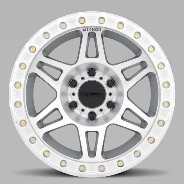 Method MR106 Beadlock 17x9 -44mm Offset 8x6.5 130.81mm CB Machined/Clear Coat w/BH-H36125 Wheel MR10679080344B