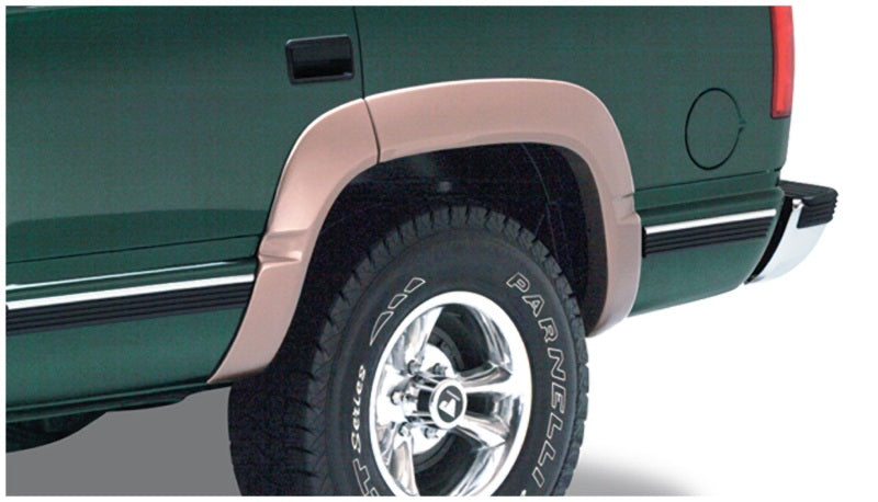 Bushwacker 97-99 Chevy Tahoe OE Style Flares 4pc 4-Door Only Black 40905-02