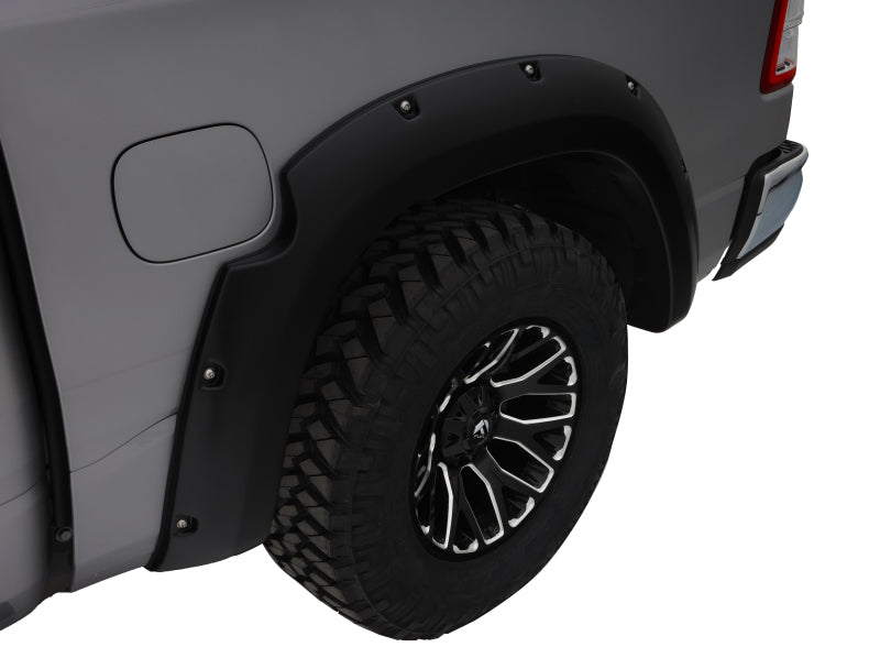 Bushwacker 19-22 Ram 1500 (Excl. Rebel/TRX) 76.3 & 67.4in Bed Pocket Style Flares 4pc Set Black 50924-02