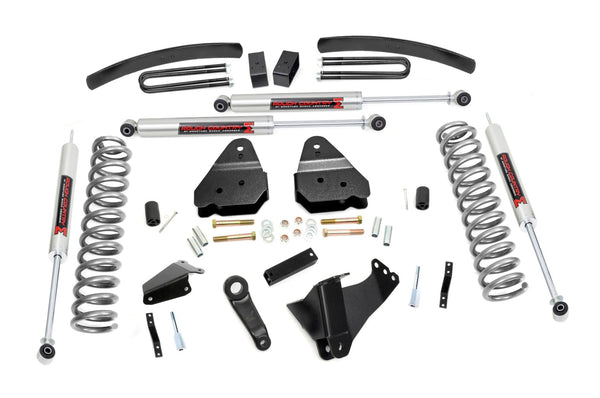 Rough Country 6 Inch Lift Kit Gas M1 Fits Ford F-250/F-350 Super Duty 4WD (05-07) 59640