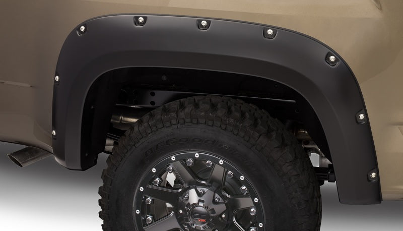 Bushwacker 15-18 GMC Canyon Pocket Style Flares 4pc 5ft Bed Black 40971-02