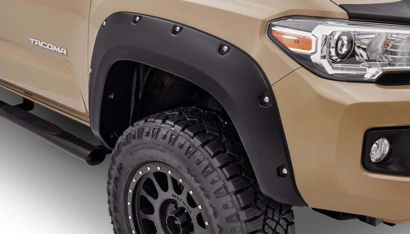 Bushwacker 16-18 Toyota Tacoma Pocket Style Flares 2pc 60.5/73.7in Bed Black 30047-02