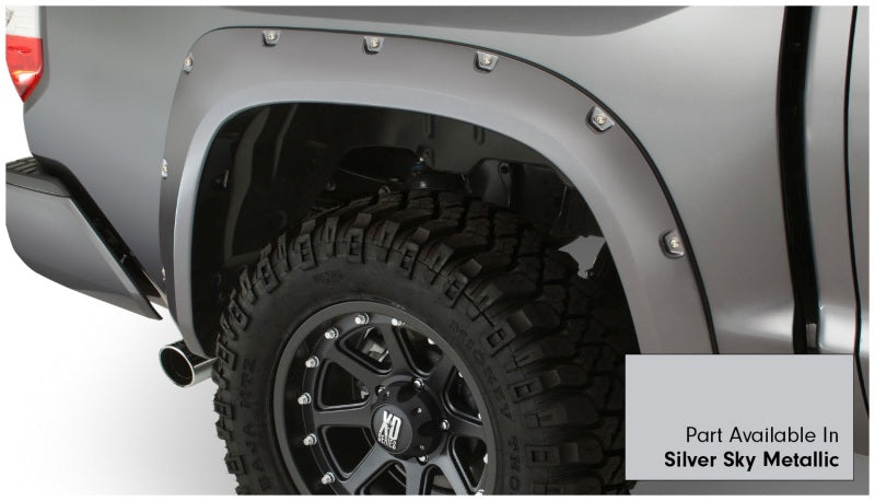 Bushwacker 16-18 Toyota Tundra Fleetside Pocket Style Flares 4pc 66.7/78.7/97.6in Bed Silver Sky 30918-53