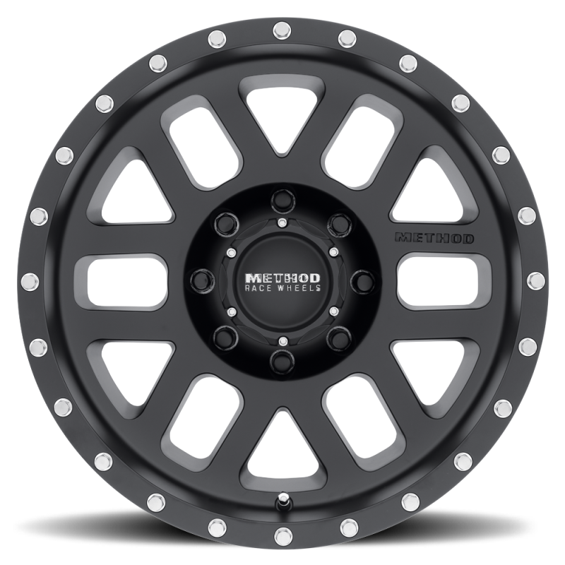Method MR306 Mesh 18x9 +18mm Offset 8x6.5 130.81mm CB Matte Black Wheel MR30689080518