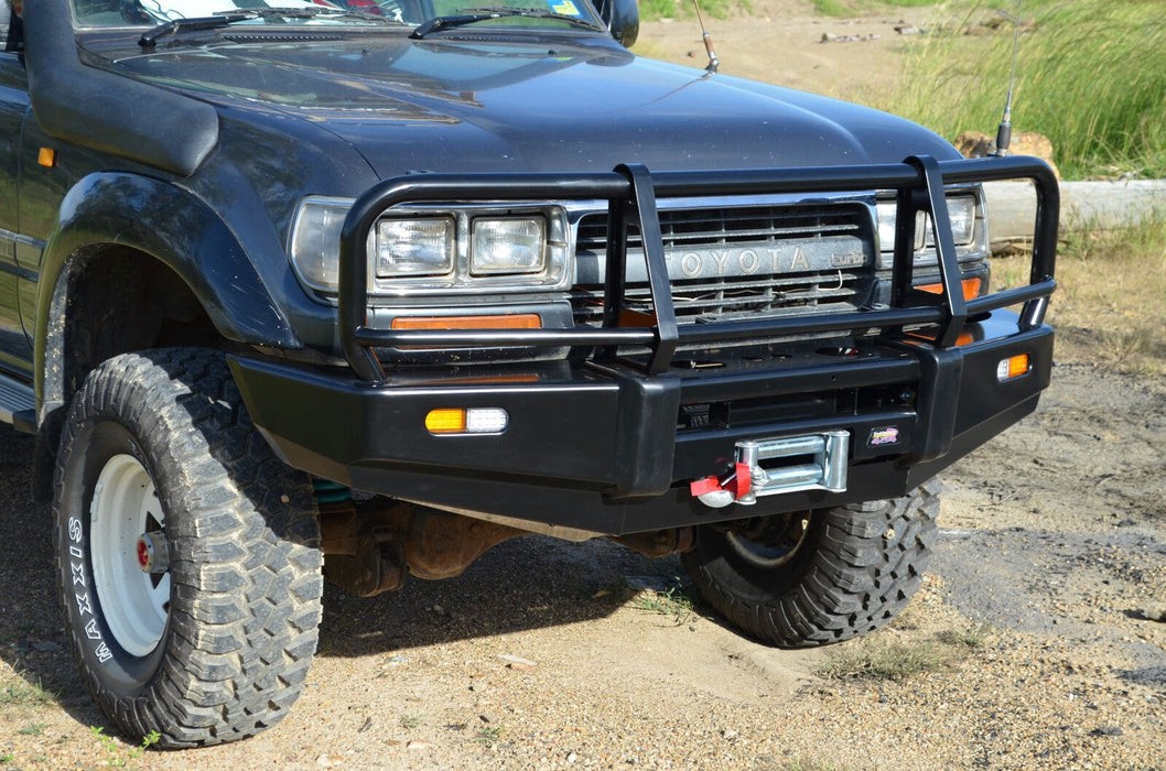 Dobinsons Classic Black Front Bullbar fits toyotaLand Cruiser 80 Series