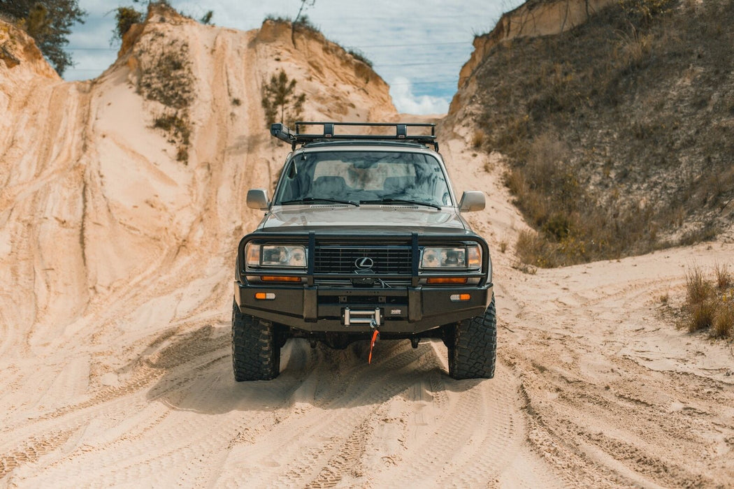 Dobinsons Classic Black Front Bullbar fits toyotaLand Cruiser 80 Series