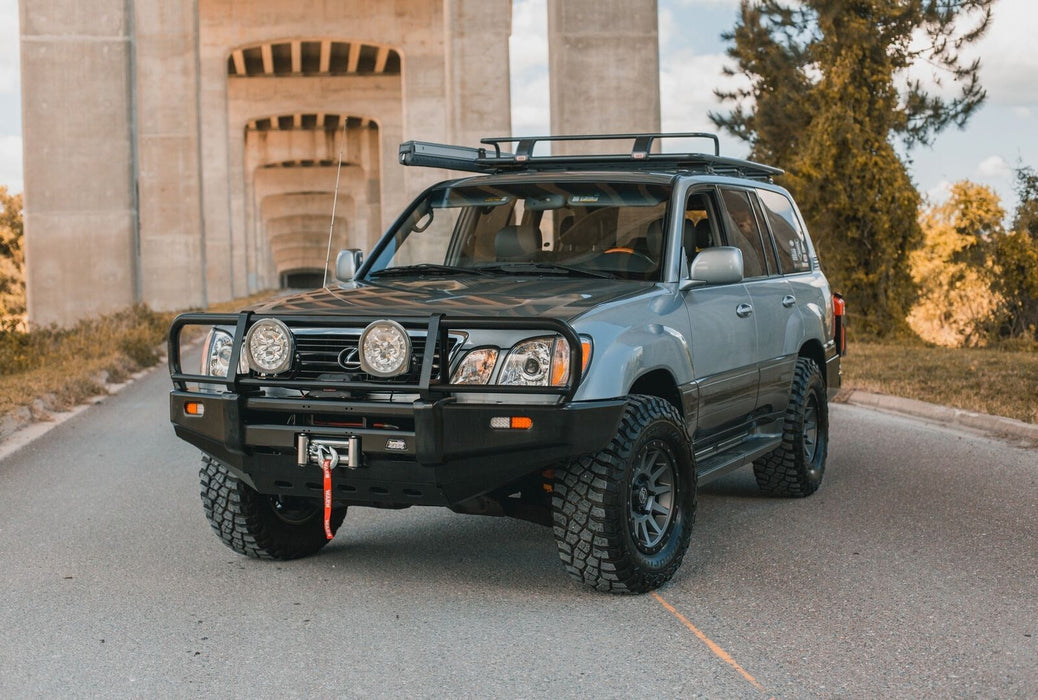 Dobinsons 4X4 Classic Black Bullbar fits toyotaLand Cruiser 100 Series &