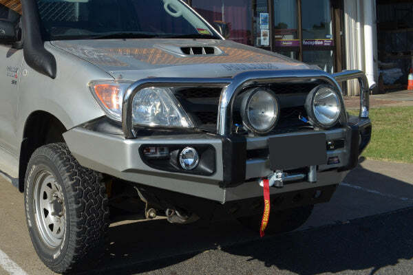 Dobinsons 4X4 Stainless Loop Deluxe Bullbar Fits toyotaHilux Vigo 4X4 2005 To 2011(Bu59-3660) BU59-3660