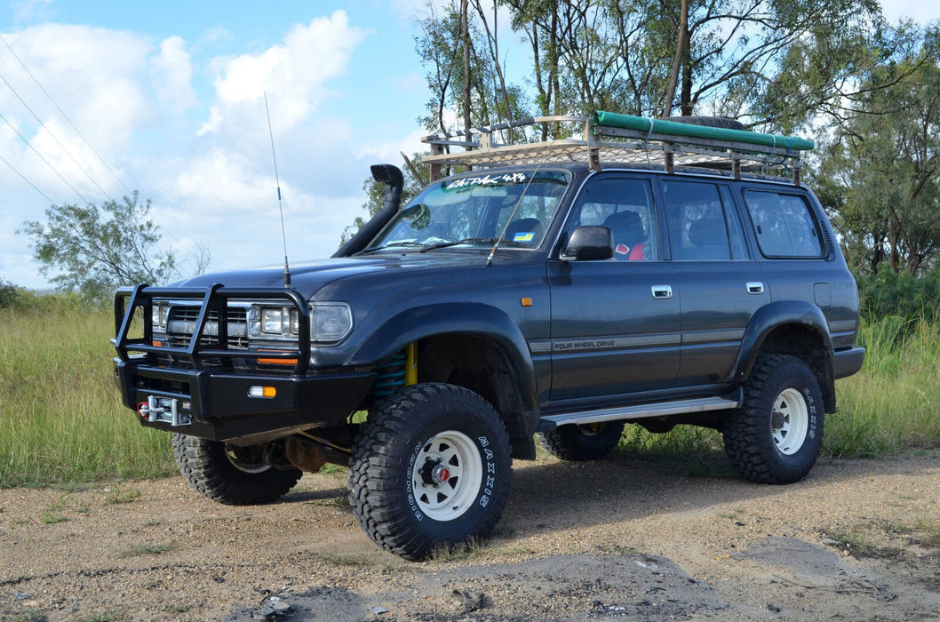 Dobinsons Classic Black Front Bullbar fits toyotaLand Cruiser 80 Series