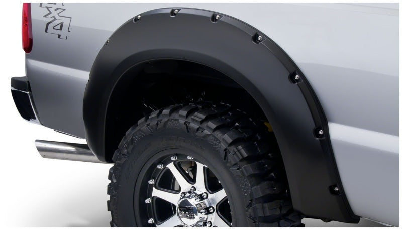 Bushwacker 11-16 Ford F-250 Super Duty Styleside Pocket Style Flares 4pc 98.0/81.8in Bed Black 20931-02