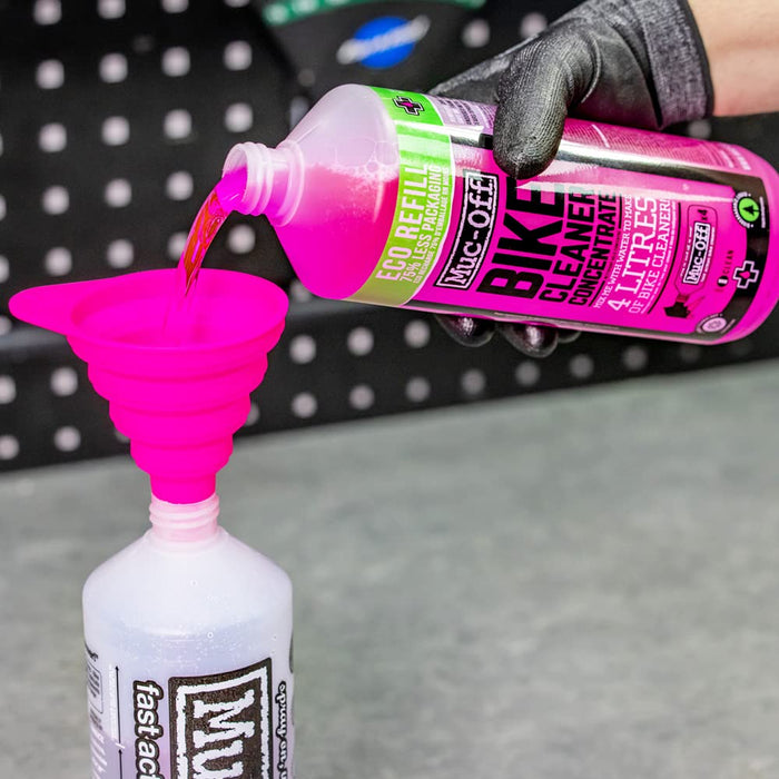 Muc Off Bike Cleaner Concentrate, 1 Liter - Fast-Action, Biodegradable Nano Gel Refill - Mixes with Water to Make Up to 4 liters of Bike Wash