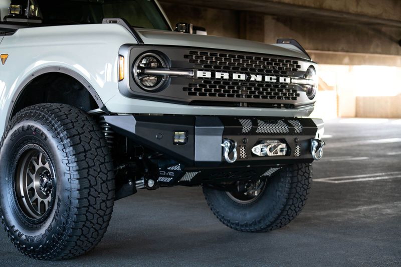 DV8 Offroad 2021+ Ford Bronco Front Bumper Winch Capable w/ Optional Bull Bar/Aux Light Opening FBBR-01