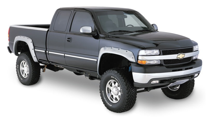 Bushwacker 07-07 Chevy Silverado 1500 Classic Fleetside Cutout Style Flares 2pc Black 40051-02