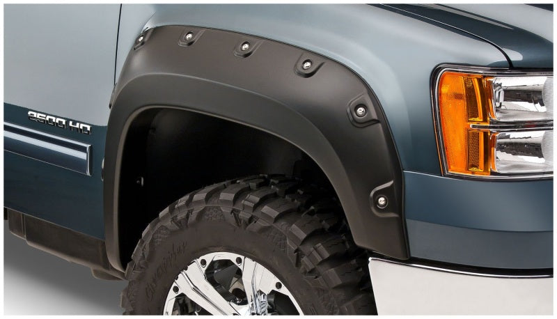 Bushwacker 11-14 GMC Sierra 3500 Fleetside Boss Pocket Style Flares 4pc Excludes Dually Black 40953-02