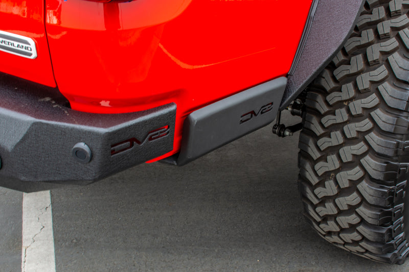 DV8 Offroad 2019+ compatible with Jeep Gladiator Bedside Sliders SRGL-01