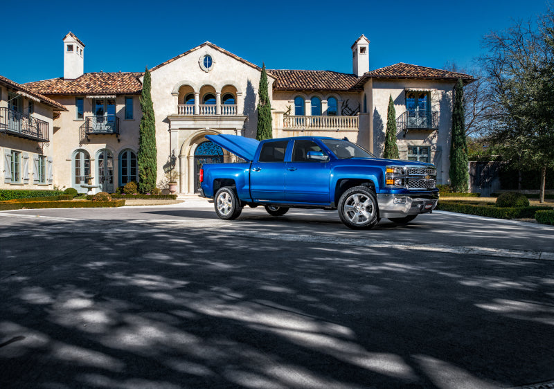 UnderCover 14-18 Chevy Silverado 1500 (19 Legacy) 5.8ft Elite LX Bed Cover Silver Ice UC1118L-GAN