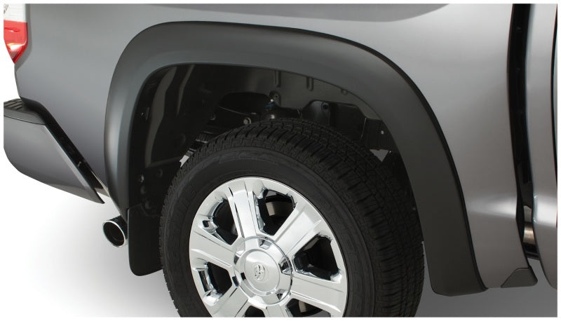 Bushwacker 95-04 Toyota Tacoma Fleetside OE Style Flares 4pc 74.5in Bed w/ 4WD Only Black 31914-02