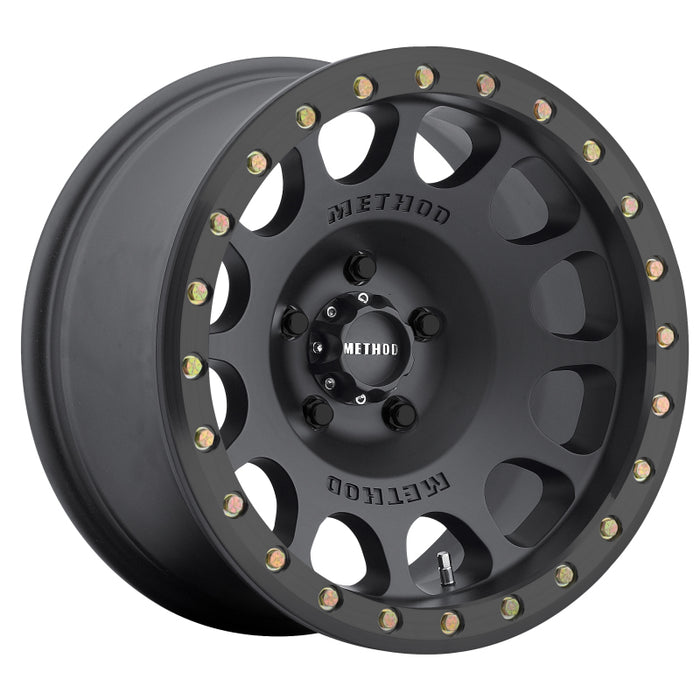 Method MR105 Beadlock 17x9 -38mm Offset 5x4.5 83mm CB Matte Black w/BH-H24125 Wheel MR10579012538B