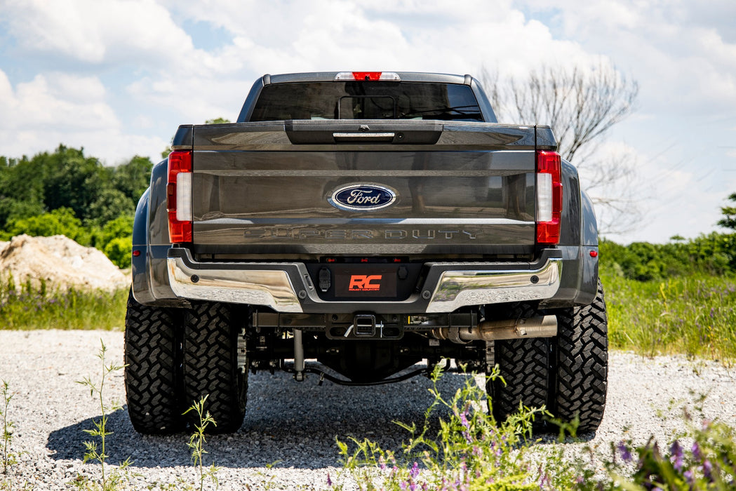 Rough Country 4.5 Inch Lift Kit Drw D/S V2 Ford F-350 Super Duty (17-22) 55971