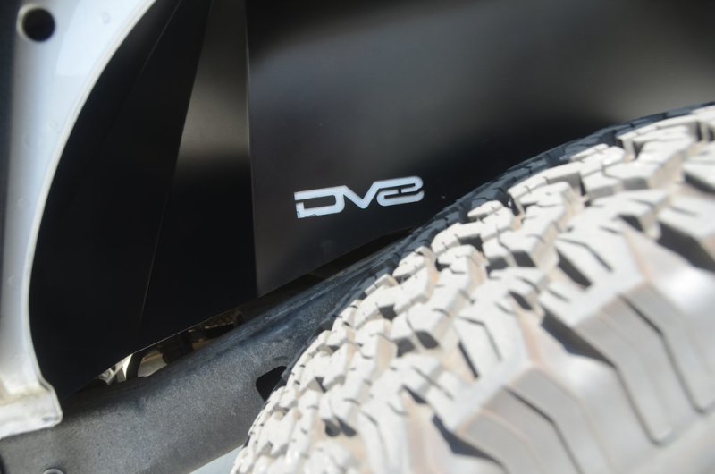 DV8 Offroad 07-18 compatible with Jeep Wrangler JK Rear Aluminum Inner Fender Black INFEND-01RB