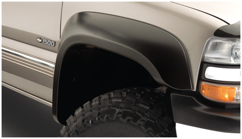 Bushwacker 07-07 Chevy Silverado 1500 Classic Fleetside Extend-A-Fender Style Flares 4pc Black 40945-02