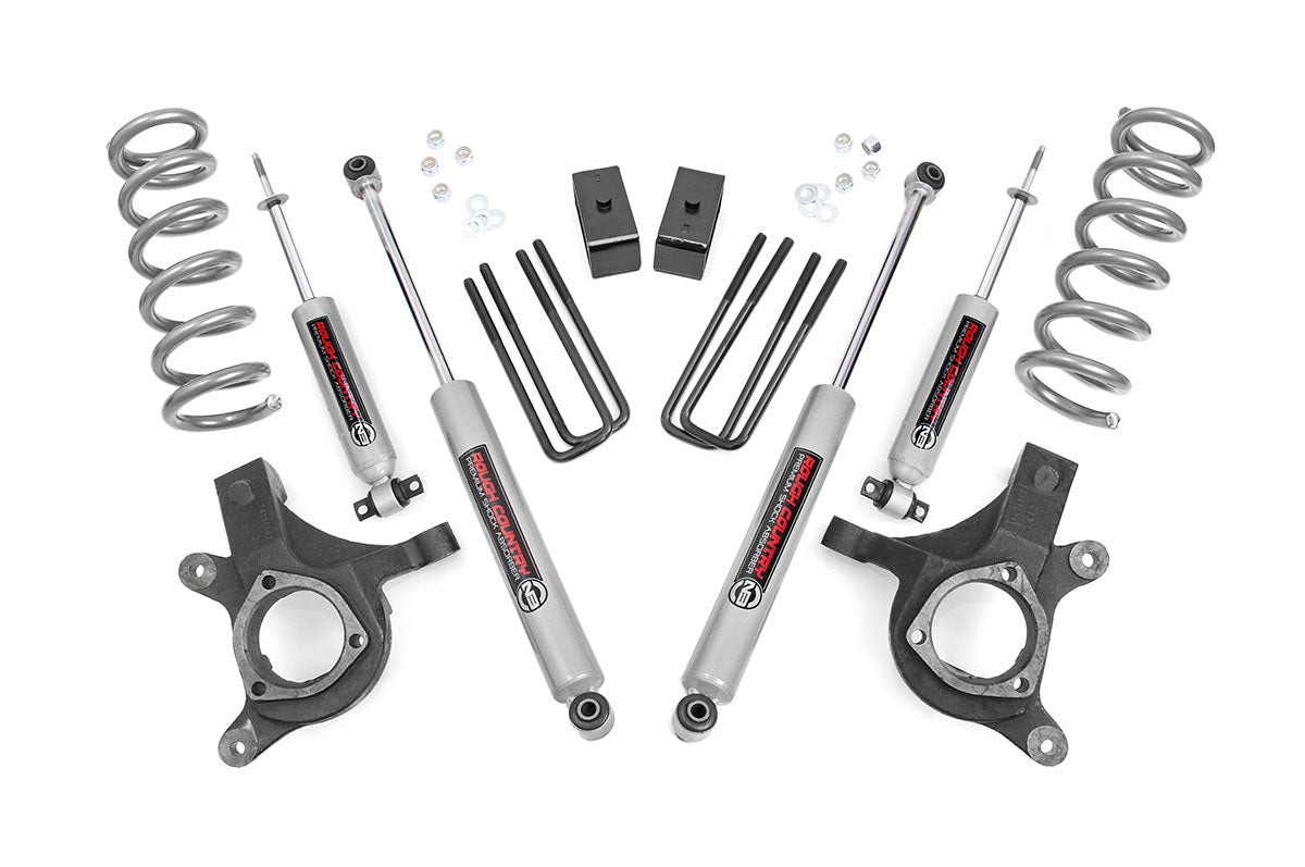 Rough Country 4.5" Lift Kit Fits Chevy Silverado & fits GMC Sierra 1500 2WD (1999-2006 & Classic) 239N2