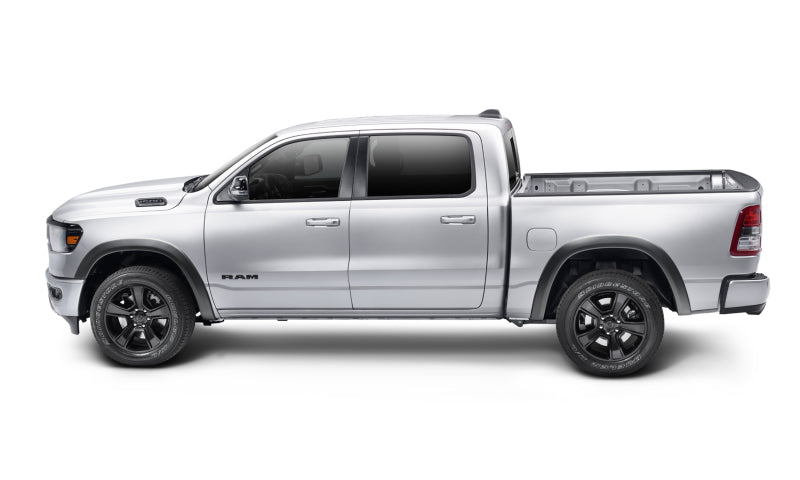 Bushwacker 19-22 Ram 1500 (Excl. Rebel/TRX) 76.3 & 67.4in Bed OE Style Flares 4pc Set Blk / Smooth 50928-02