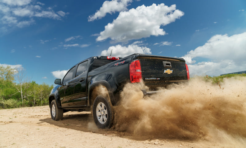 Bushwacker 15-19 Chevrolet Colorado (Excl. ZR2) OE Style Fender Flares 4pc Black 40985-02