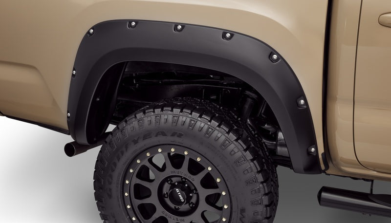 Bushwacker 16-18 Toyota Tacoma Pocket Style Flares 2pc 60.5/73.7in Bed Black 30048-02