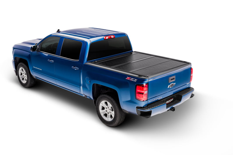 UnderCover 14-18 Chevy Silverado 1500 (19 Legacy) 5.8ft Flex Bed Cover FX11018