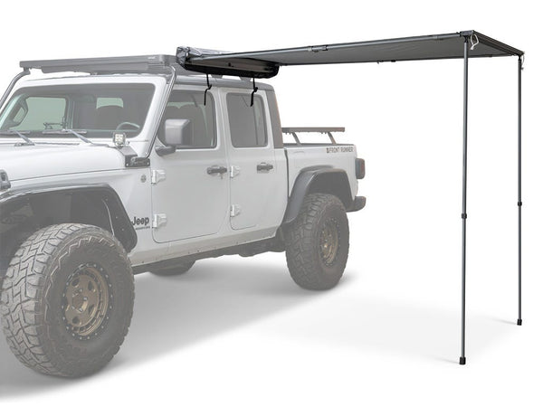 Front Runner Easy-Out Awning / 2.5M / Black AWNI101