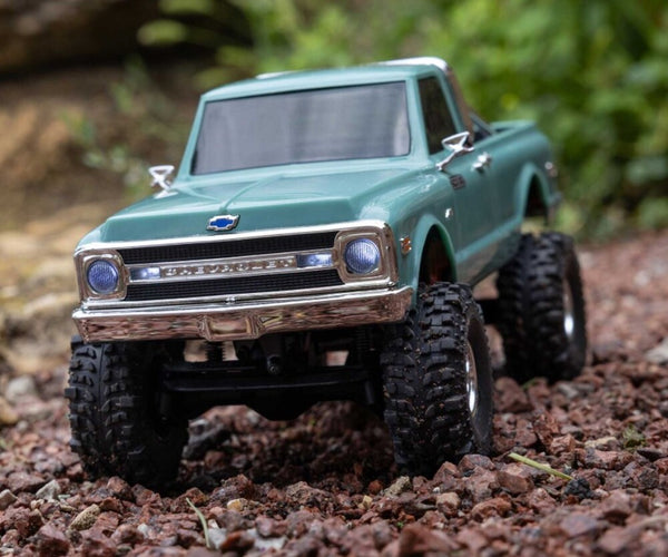 Axial 1/30 SCX30 Fits Chevrolet K10 4X4 Rtr Brushed Rock Crawler (Battery & Charger Included), Green
