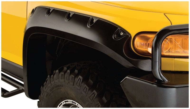 Bushwacker 07-14 Toyota FJ Cruiser Pocket Style Flares 2pc Black 31063-02