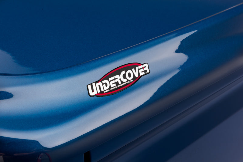 UnderCover 05-15 Toyota Tacoma 5ft SE Smooth Bed Cover Ready To Paint (Req Factory Deck Rails) UC4056S