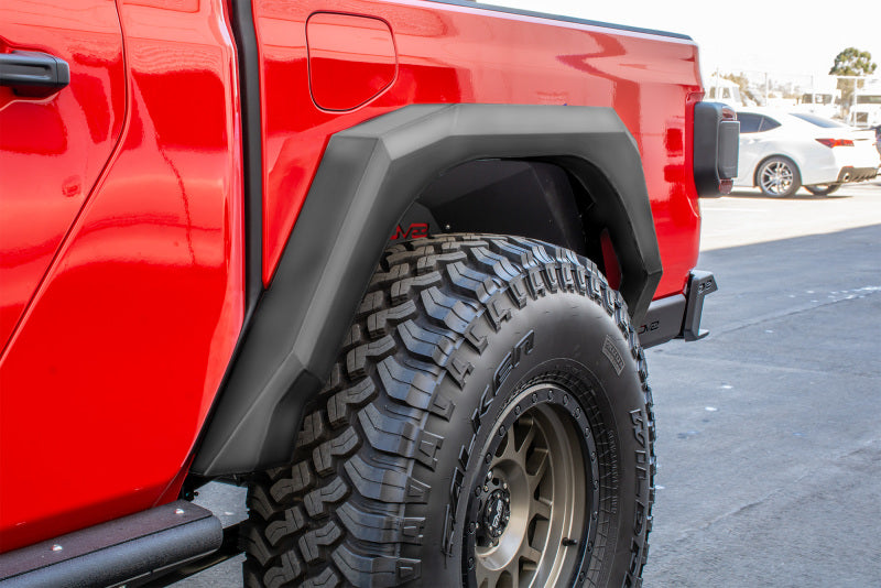 DV8 Offroad 2019+ compatible with Jeep Gladiator Armor Fenders FDGL-02