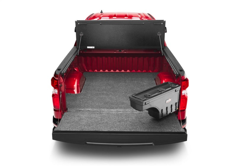 UnderCover 99-06 Chevy Silverado 1500-3500 HD (07 Classic) Passengers Side Swing Case Black Smooth SC101P