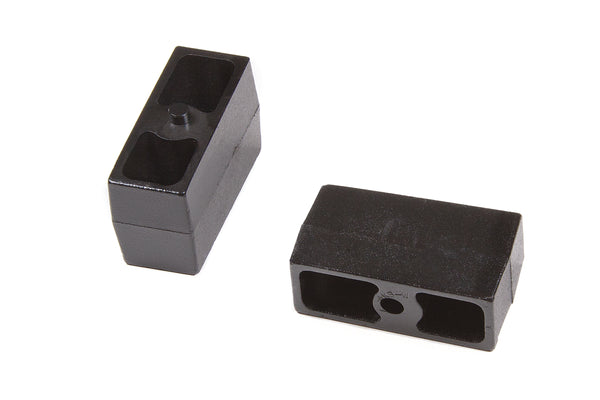 BDS Rear Lift Blocks 9/16 In Pin Cast Iron 3 Inch Lift Universal Fitment 069309