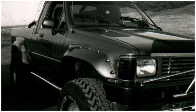 Bushwacker 84-88 Toyota Cutout Style Flares 2pc Compatible w/ Domestic or Import Bed Black 31010-11