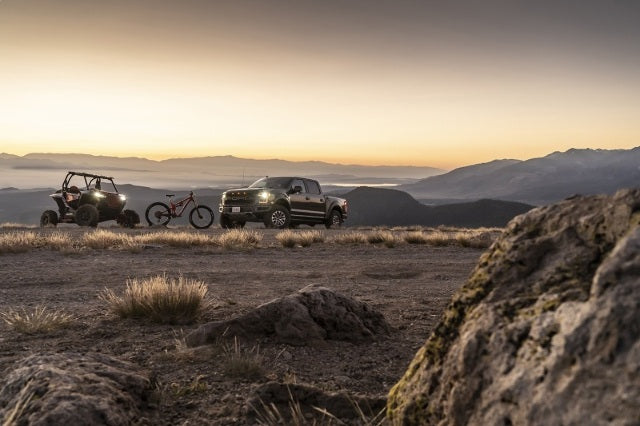 FOX 20-ON GM 2500/3500 HD Front w/UCA PS 2.0 IFP 5.6" 1.5-2.5" Lift 985-24-240