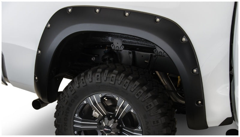 Bushwacker 07-13 Toyota Tundra Fleetside Pocket Style Flares 4pc 97.6/78.7/66.7in Bed Black 30911-02