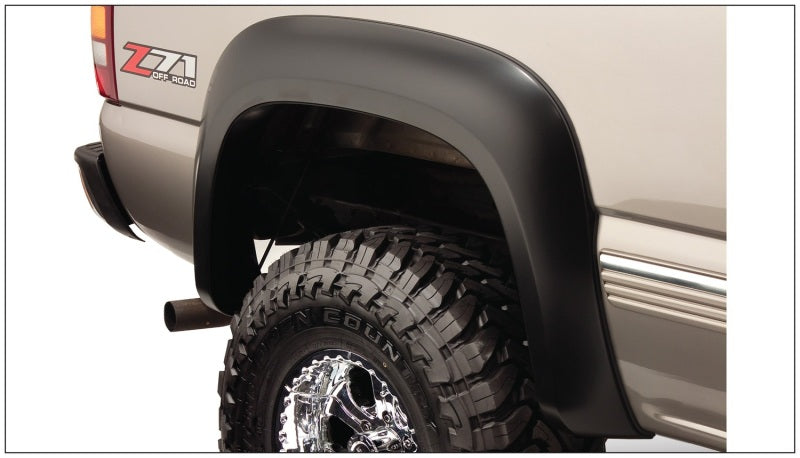 Bushwacker 07-07 Chevy Silverado 1500 Classic Fleetside Extend-A-Fender Style Flares 4pc Black 40945-02