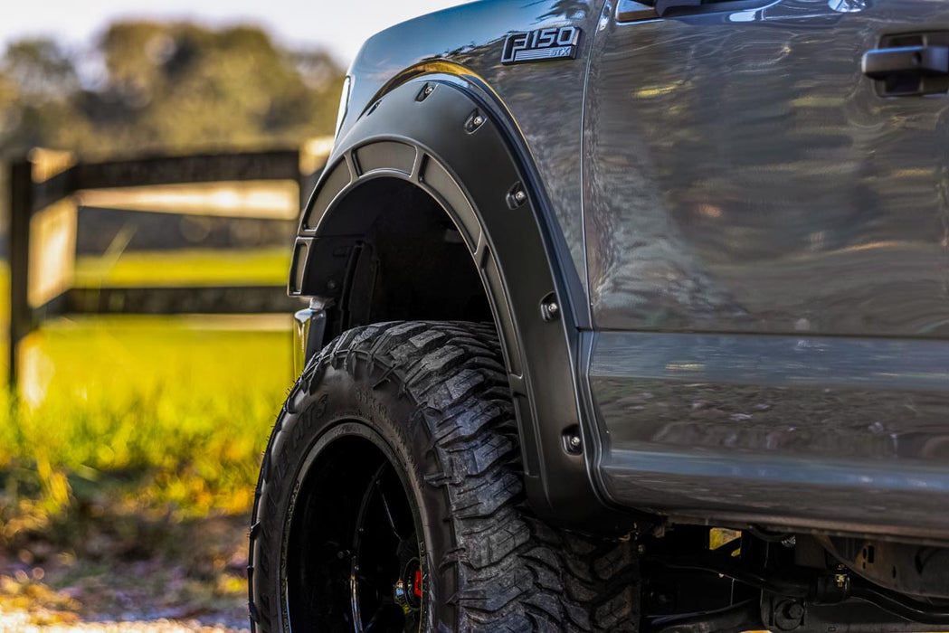 Rough Country Defender Pocket Fender Flares Black Ford F-150 2Wd/4Wd (15-20) A-F11811-UH