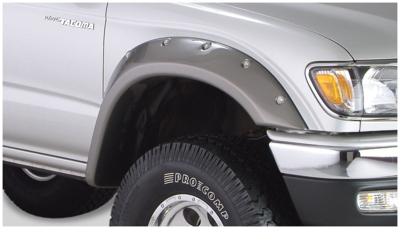 Bushwacker 95-04 Toyota Tacoma Fleetside Cutout Style Flares 4pc 74.5in Bed w/ 4WD Only Black 31919-02