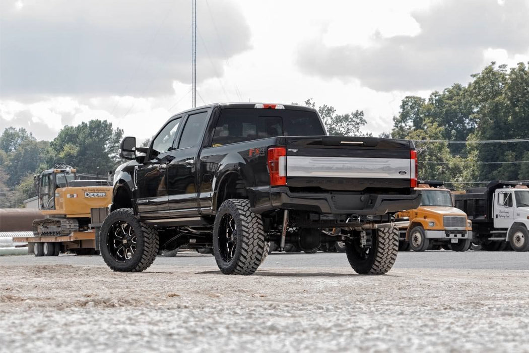 Rough Country 6 Inch Lift Kit Ovlds V2 Ford F-250/F-350 Super Duty (17-22) 51770