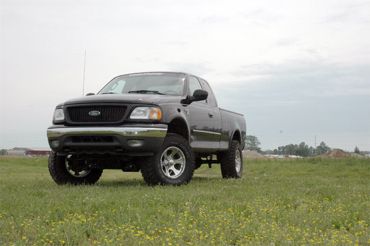 Rough Country 5 Inch Lift Kit Ford F-150 4Wd (1997-2003) 476.20