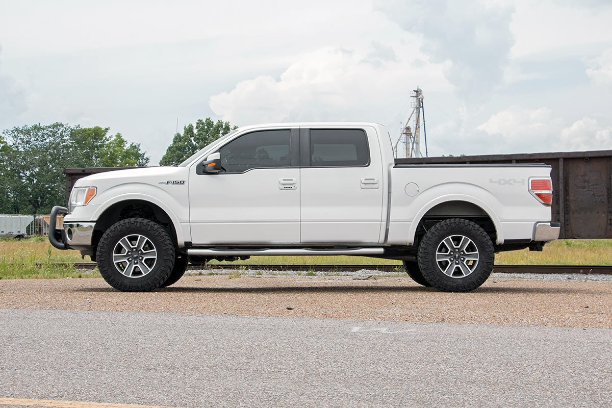 Rough Country 3 Inch Lift Kit Fits Ford F-150 4WD (2009-2013) 51013