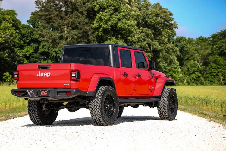 Rough Country 3.5 Inch Lift Kit Springs Vertex compatible with Jeep Gladiator Jt 4Wd (20-23) 64950