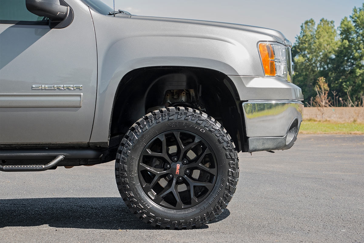 Rough Country 3 Inch Body Lift Kit Fits Chevy/GMC 1500 (07-13) RC702